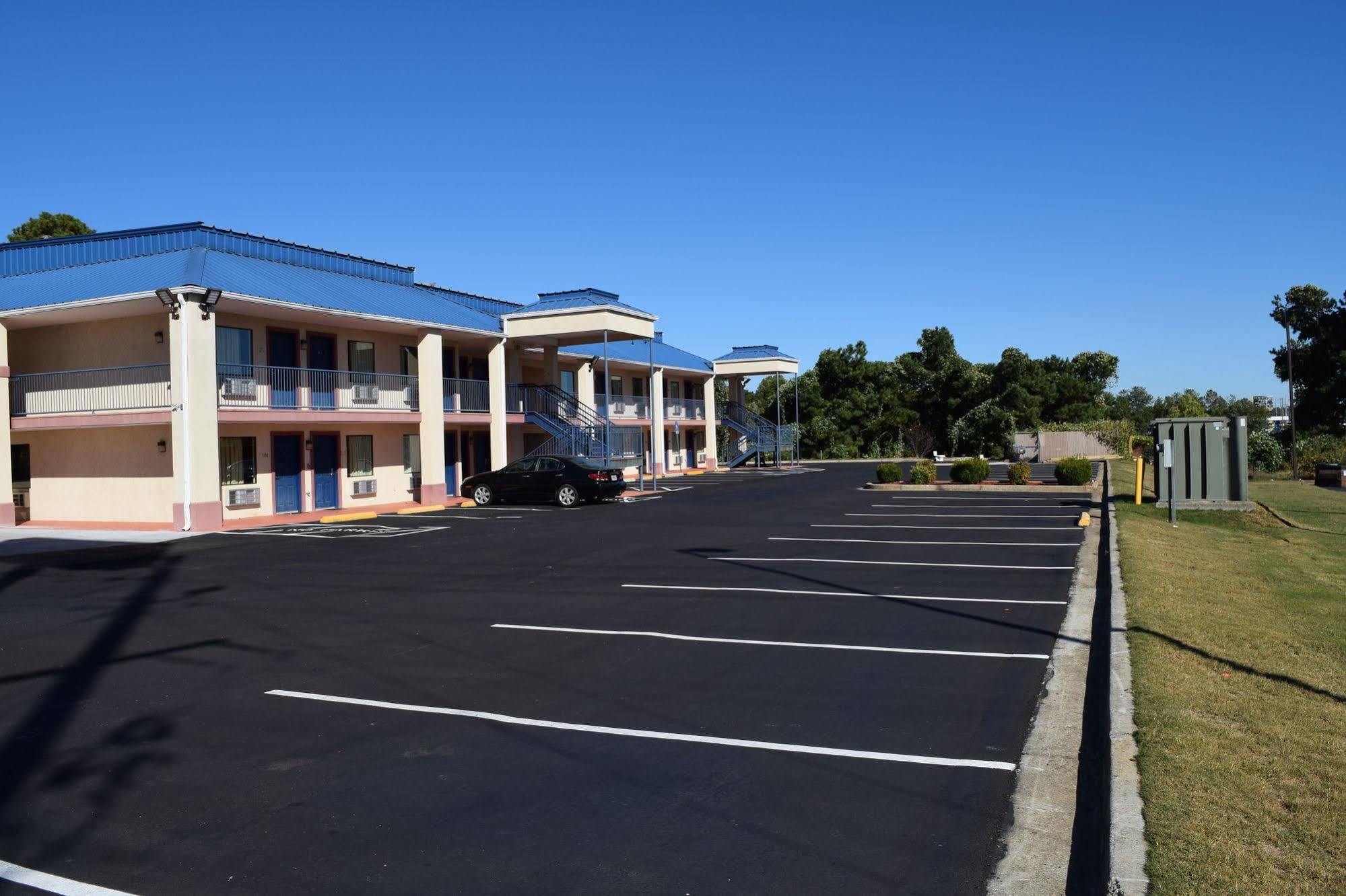 Royal Inn & Suites Douglasville Exterior foto